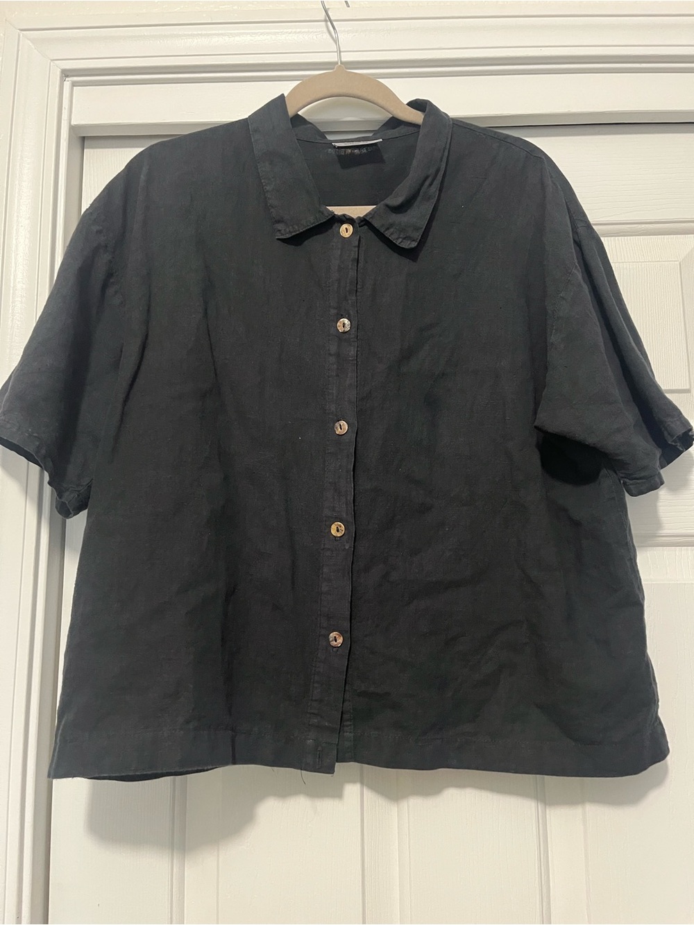 Black Short-Sleeve Button-Up Shirt